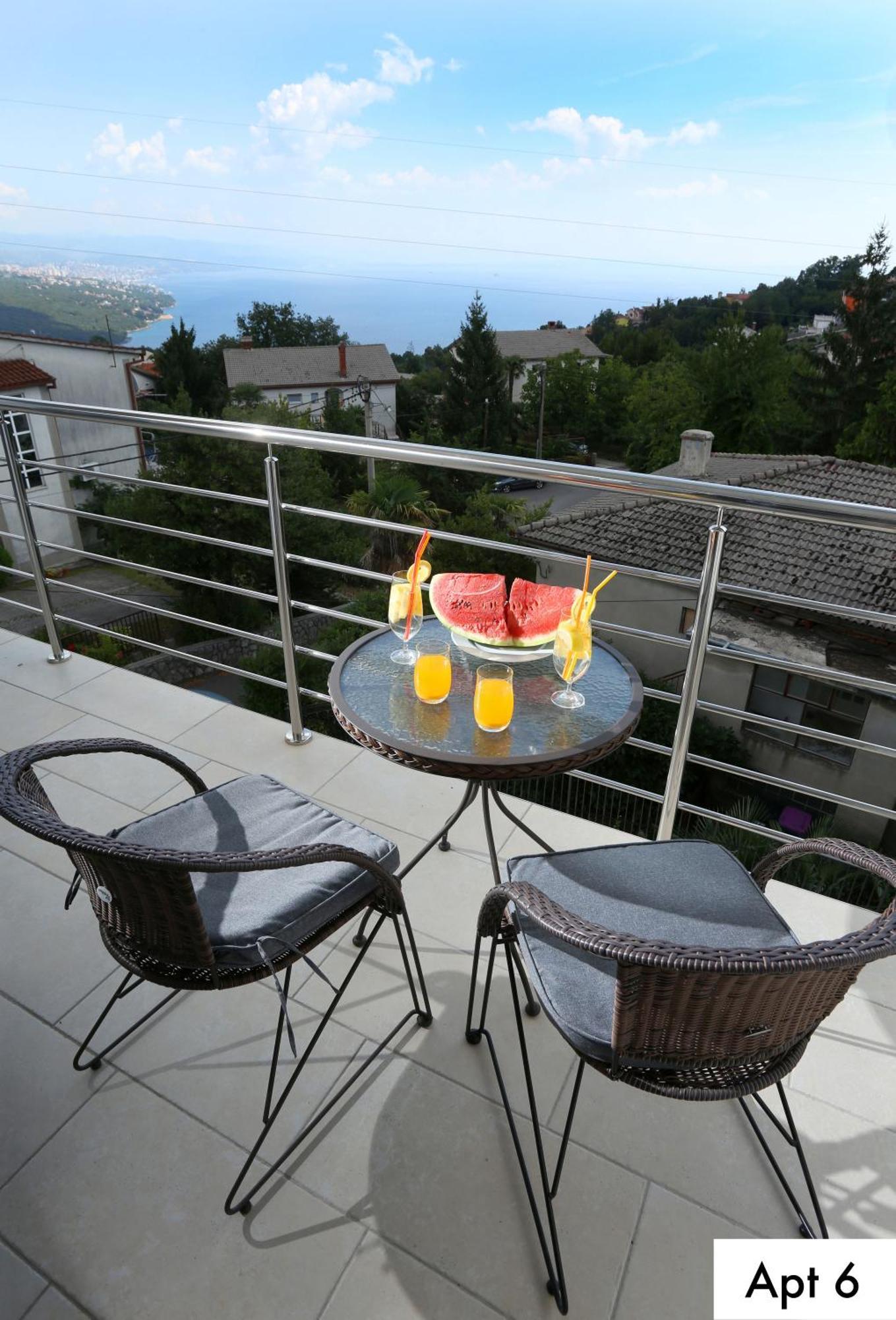 Villa Dragi With Pool, Sauna, & Whirlpool Opatija Bilik gambar