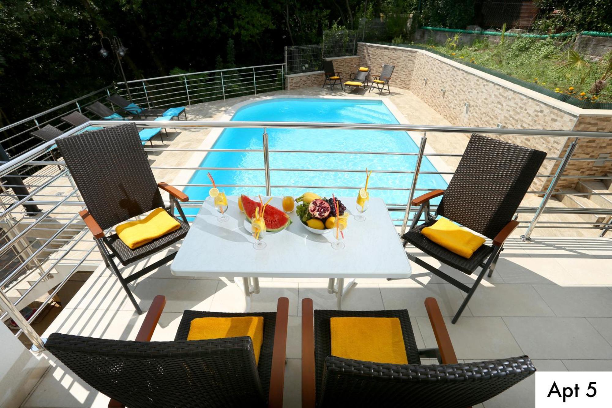 Villa Dragi With Pool, Sauna, & Whirlpool Opatija Bilik gambar