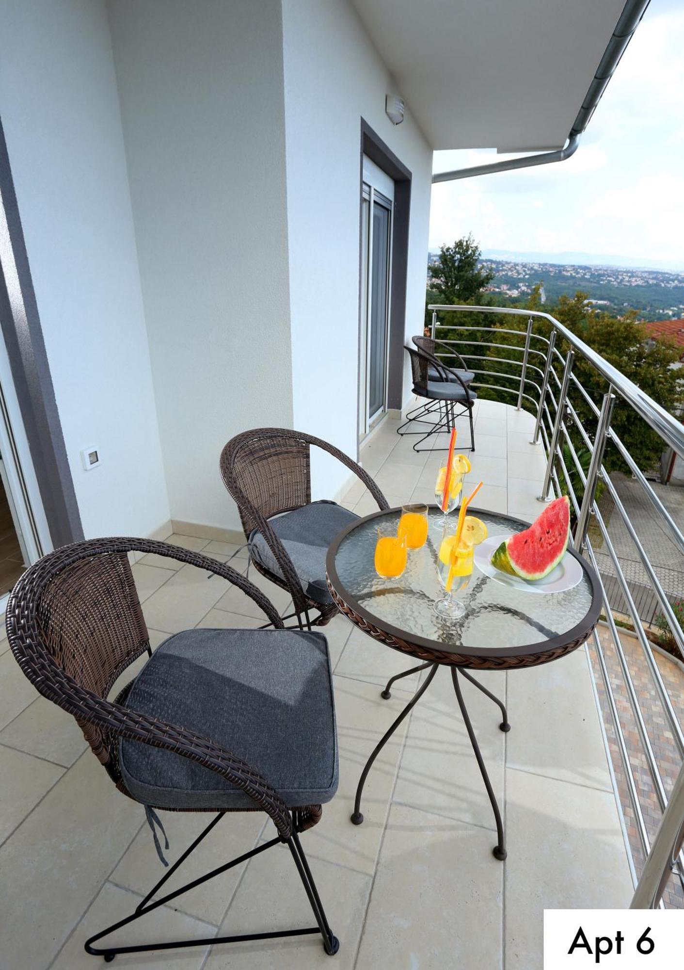 Villa Dragi With Pool, Sauna, & Whirlpool Opatija Bilik gambar