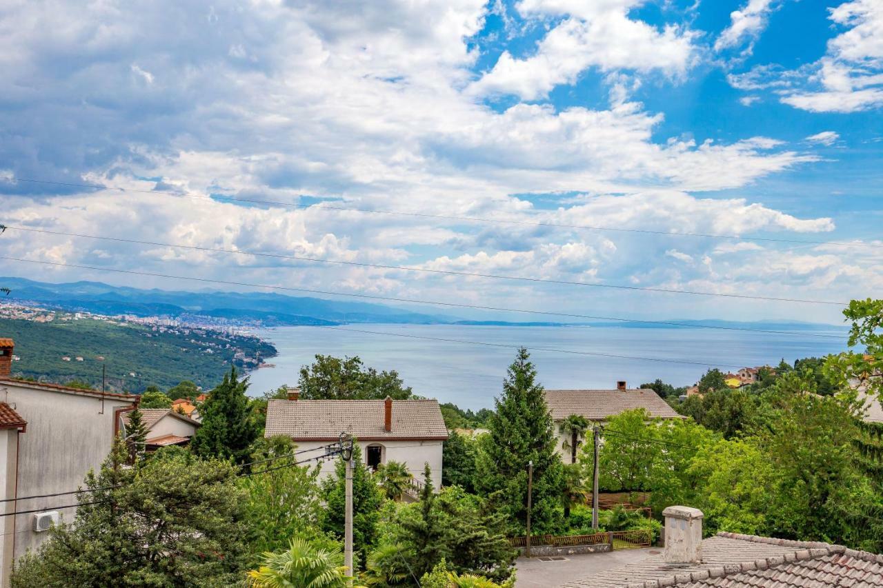 Villa Dragi With Pool, Sauna, & Whirlpool Opatija Bilik gambar